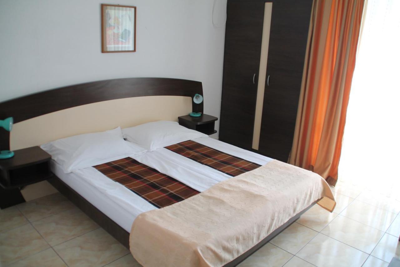 Hotel Metropol Mamaia Eksteriør bilde